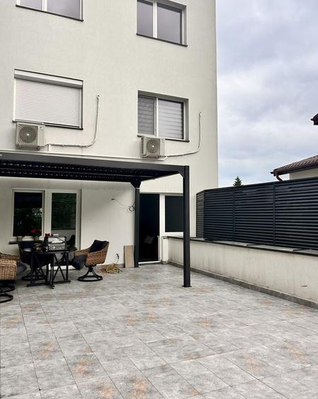 Apartament cu 3 camere decomandat în Șerban Vodă