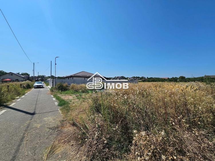 Teren agricol intravilan de 498 mp, în Teiș