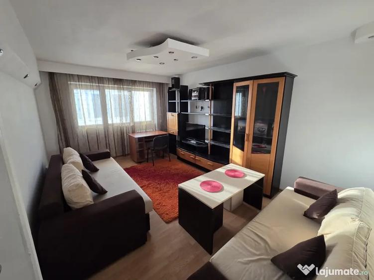 Apartament cu 2 camere decomandat în Sud