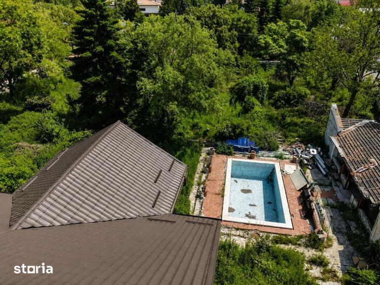 Casă cu 9 camere cu Teren 4000 Mp în Snagov