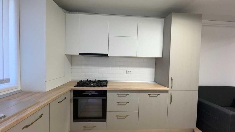Apartament cu 2 camere semidecomandat în Bucium