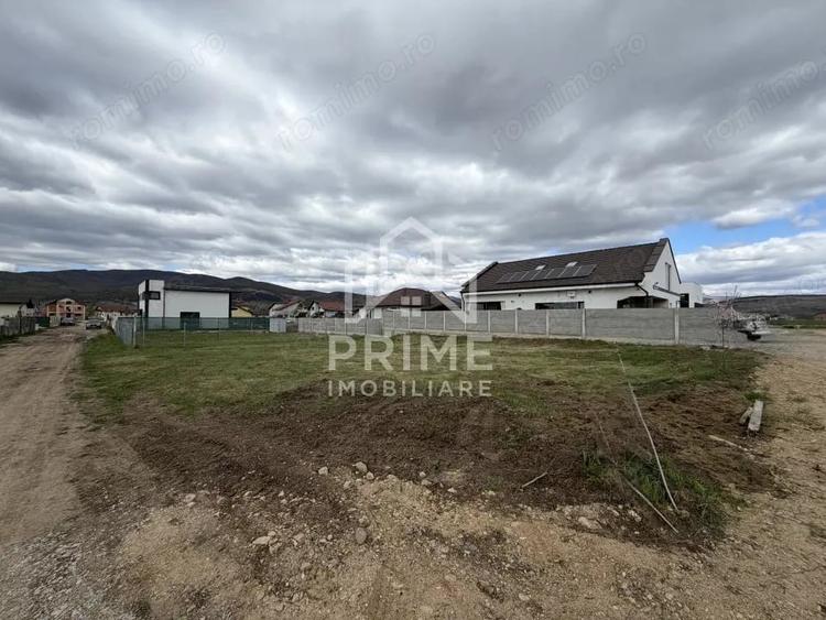 Teren intravilan 450 mp | ORIZONT | Alba Iulia | TOATE UTILITATILE | 2 fronturi - 1
