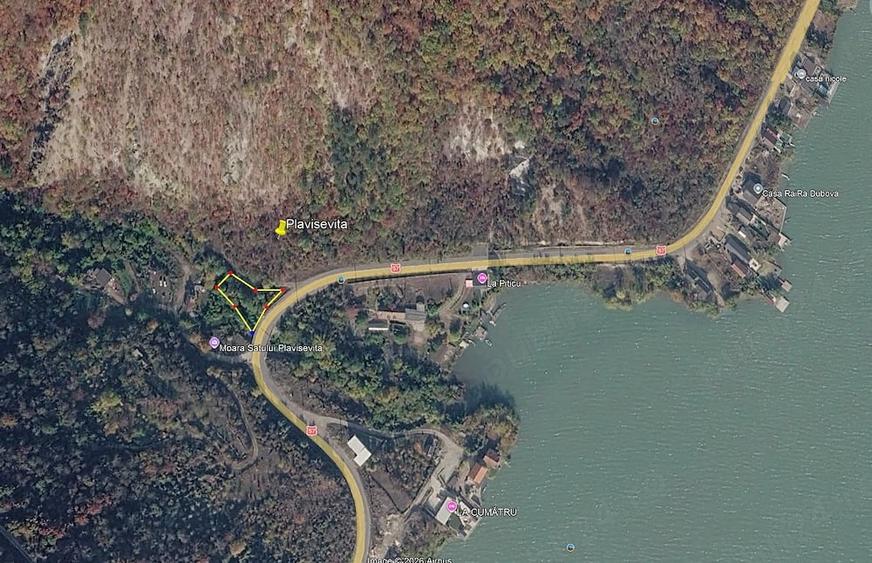 Teren de 250 mp, în Dubova