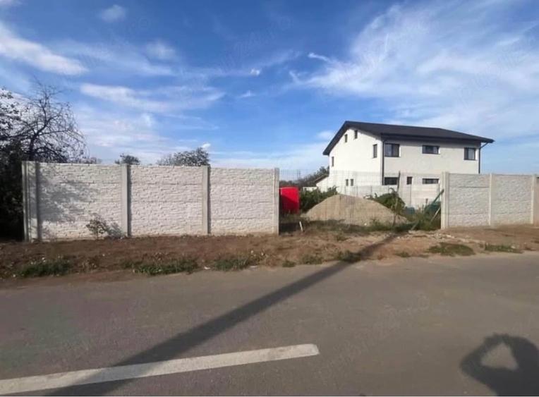 Teren de 800 mp, în Cârcea