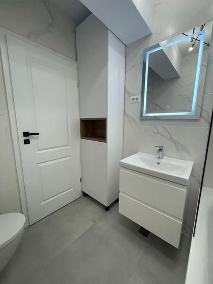 Apartament cu 2 camere semidecomandat în Apărătorii Patriei