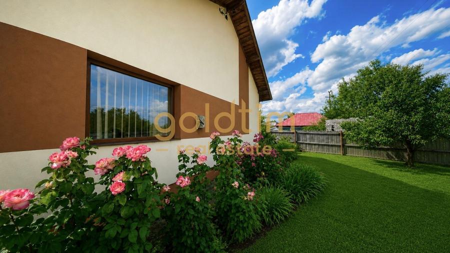 Casă individuală cu 3 camere cu Teren 900 Mp în Răchițele de Sus