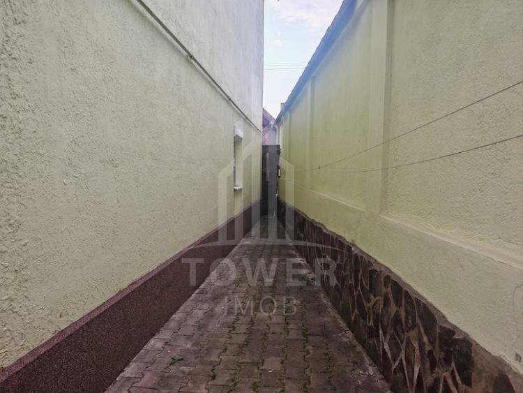Apartament cu 4 camere decomandat în Turnișor