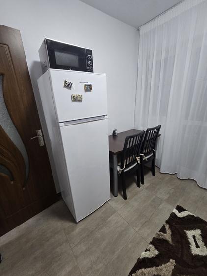 Garsoniera de inchiriat direct proprietar - 1