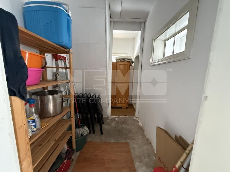 Casă individuală cu 4 camere cu Canalizare în Vicovu de Sus