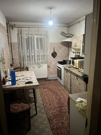 Apartament cu 2 camere decomandat în Băceni