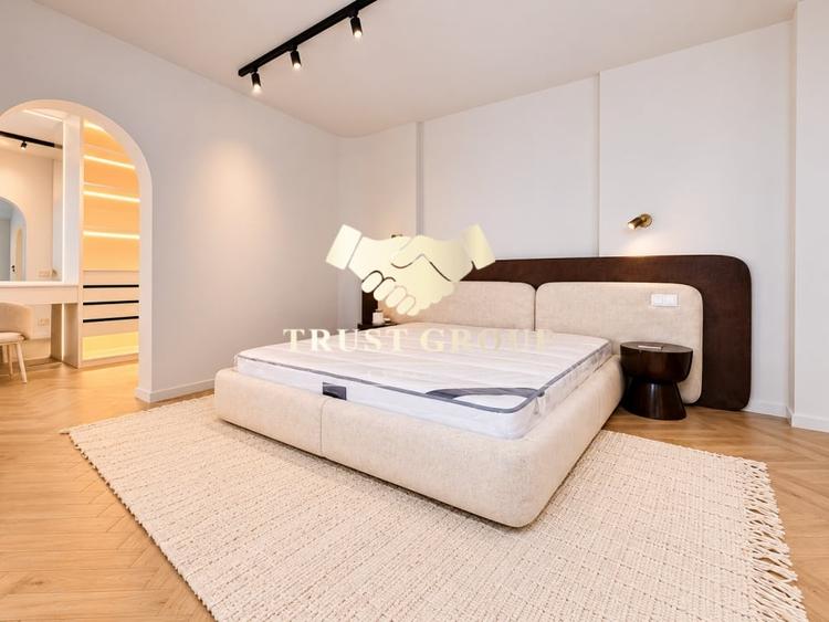 Apartament cu 4 camere decomandat în Ultracentral