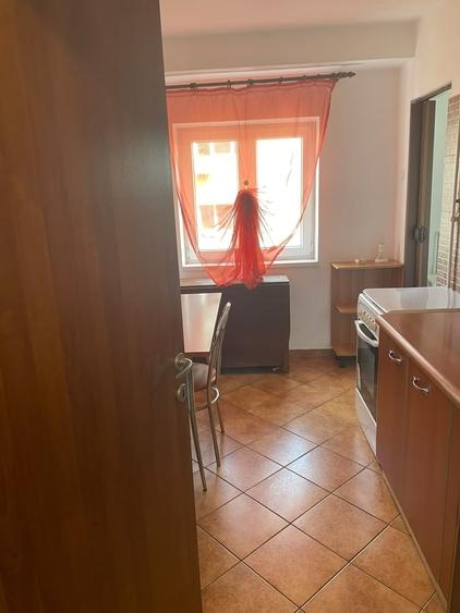 Garsonieră decomandată în Muncii