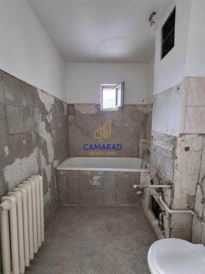 Apartament cu 4 camere decomandat în Pantelimon