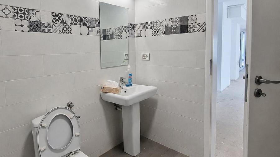 Spațiu comercial, de 67 mp, în Vest