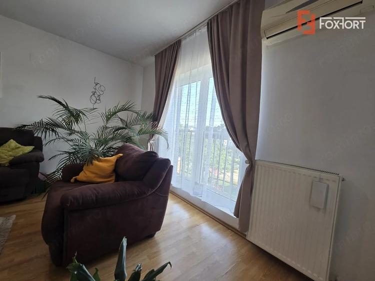 Apartament cu 2 camere decomandat în Subcetate