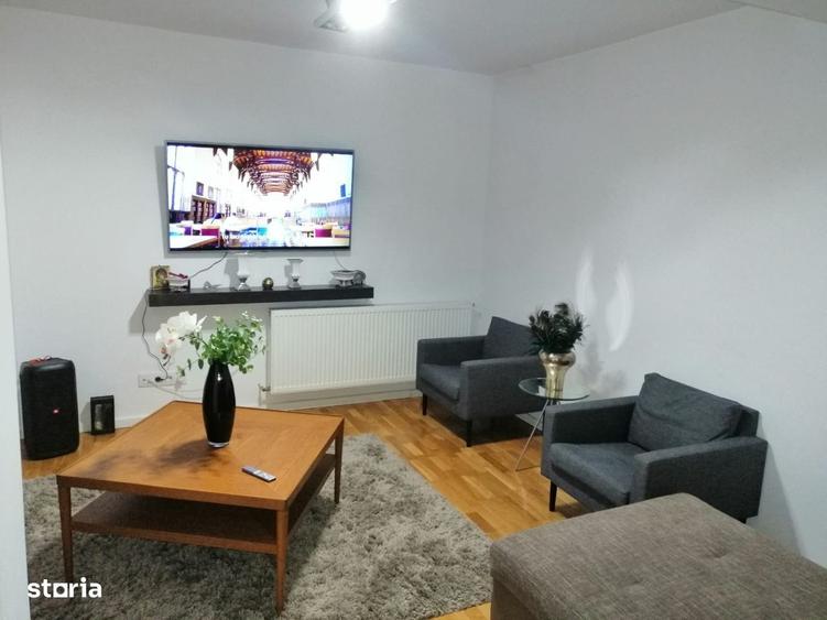 Casă cu 4 camere în Prundu