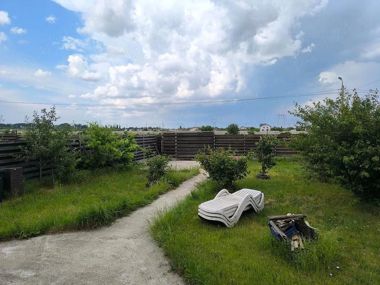 Casă cu 4 camere în Bâcu