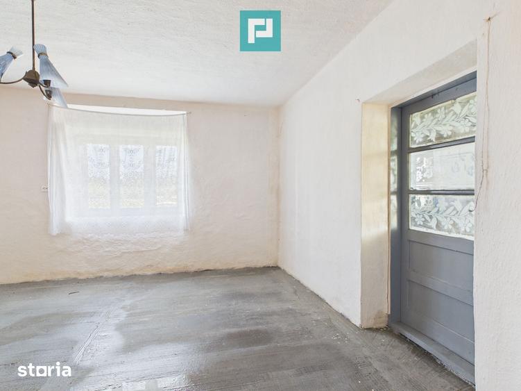 Casa cu teren de 6000 mp in Duboz, Timi? - 2