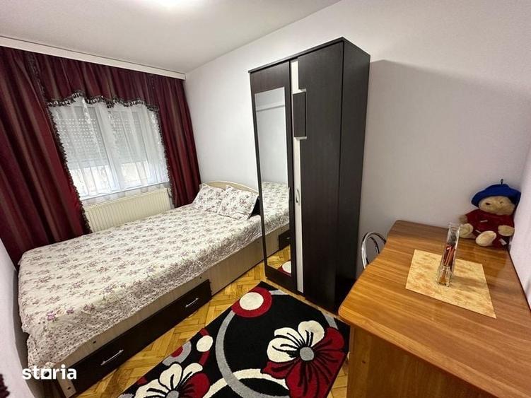 Apartament cu 3 camere decomandat în Central