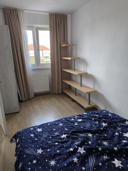 Apartament cu 2 camere semidecomandat în P-ța Doina