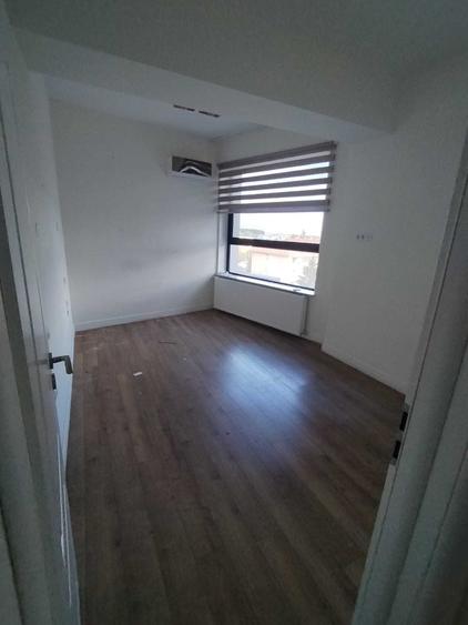 Spațiu comercial, de 60 mp, în Central