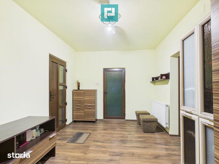 Casă cu 4 camere cu Teren 5538 Mp în Macea