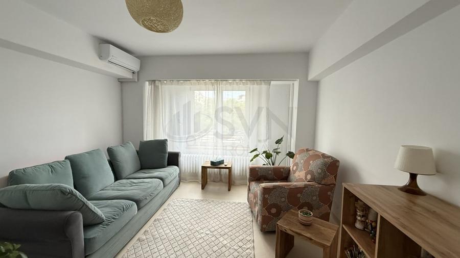 Apartament cu 4 camere decomandat în P-ța Unirii