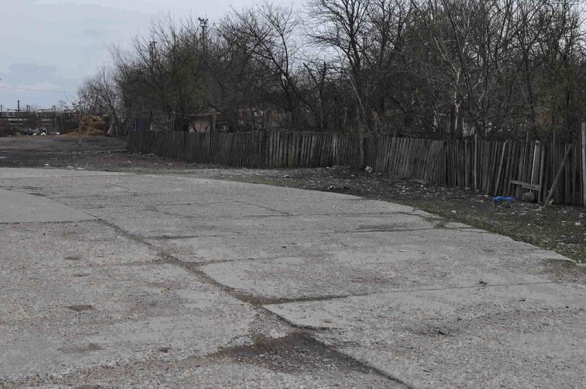 Teren intravilan de 2384 mp, în CET