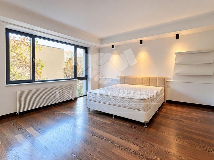 Apartament cu 3 camere, mobilat în Barbu Văcărescu