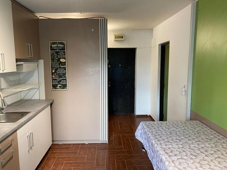 Apartament cu 2 camere decomandat, mobilat în Calea Călărașilor