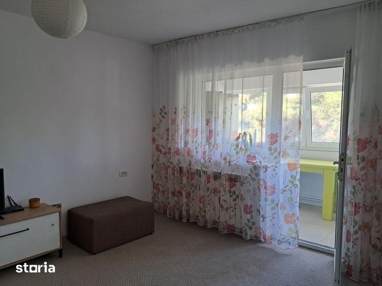 Apartament cu 2 camere decomandat în Piața Nouă