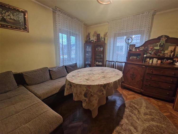 Casa P+M, teren 430 mp, pretabila - clinica, gradinita, locuinta - Liceul Triscu - 1