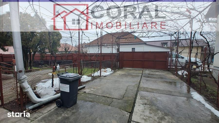Casă cu 3 camere decomandat cu Teren 640 Mp în Decebal