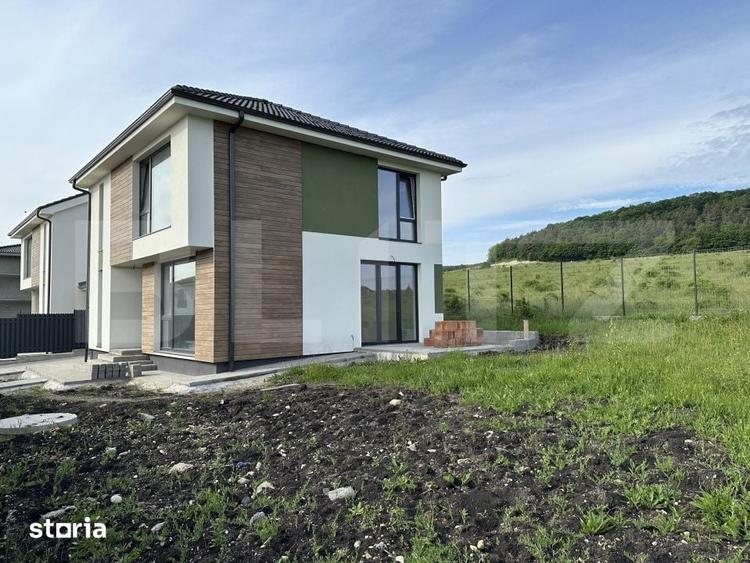 Casă cu 4 camere cu Teren 400 Mp în Chinteni