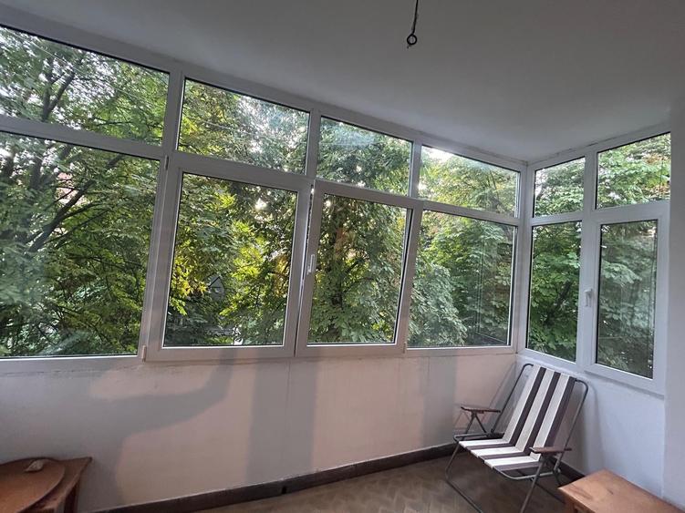 Apartament 3 camere de închiriat in Cotroceni, etaj 2, centrala proprie - 2