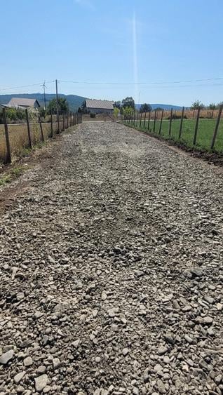 Casă cu 2 camere cu Teren 650 Mp în Chicerea