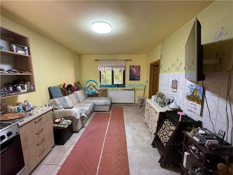 Casă individuală cu 5 camere cu Teren 1250 Mp în Lipănești