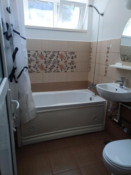 Apartament cu 2 camere semidecomandat în Exterior Sud