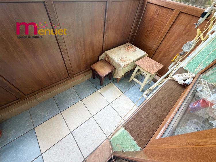 Apartament cu 2 camere decomandat în Central
