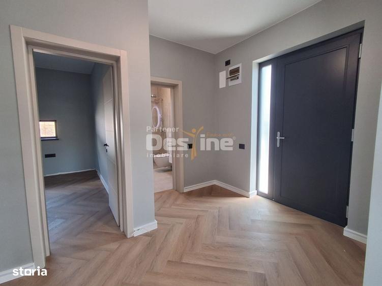 Casă cu 4 camere în Balciu