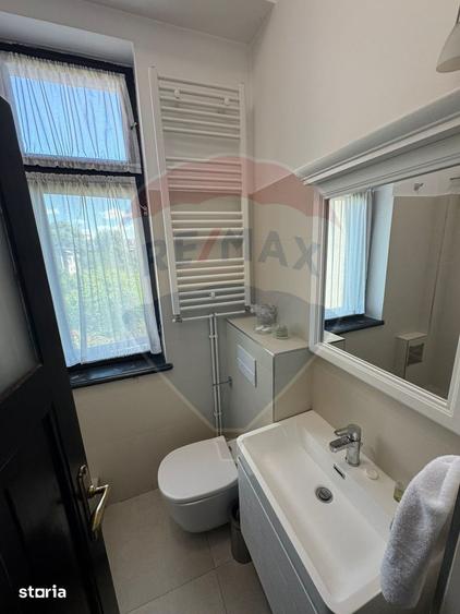 Apartament cu 2 camere semidecomandat în Central