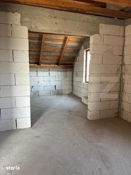 Casă cu 4 camere cu Teren 1000 Mp în Moara