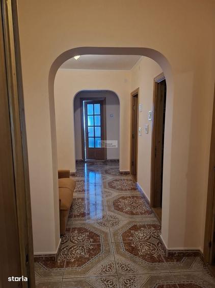 Apartament cu 4 camere în Central