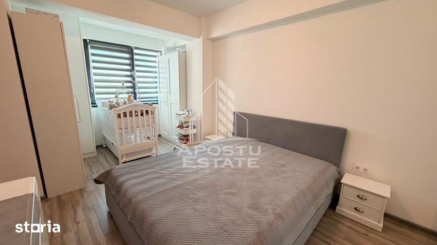 Apartament cu 3 camere, mobilat în Fratelia