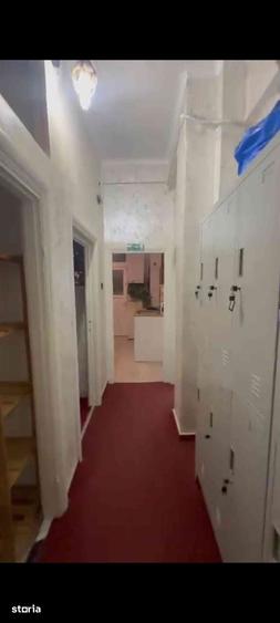 Apartament cu 7 camere în Central
