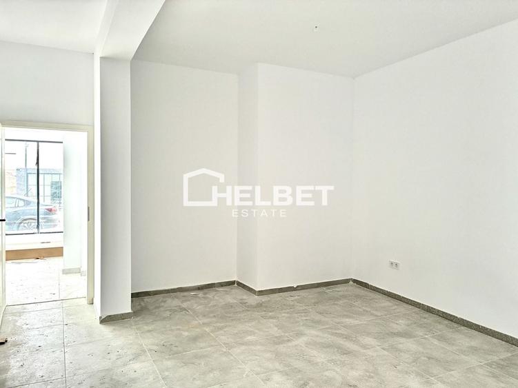 Spațiu comercial, de 156.41999816895 mp, în Sânpetru