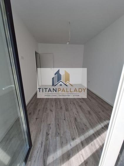 Apartament cu 3 camere decomandat în Theodor Pallady