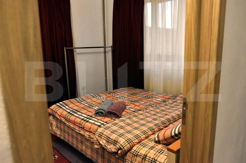 Casă individuală cu 7 camere cu Piscina în Cornești