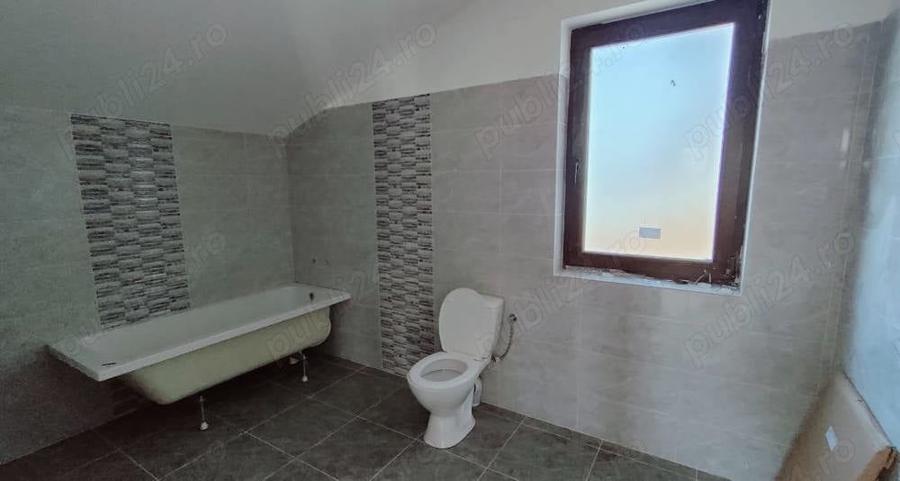 Casă cu 4 camere cu Teren 306 Mp în Chișoda
