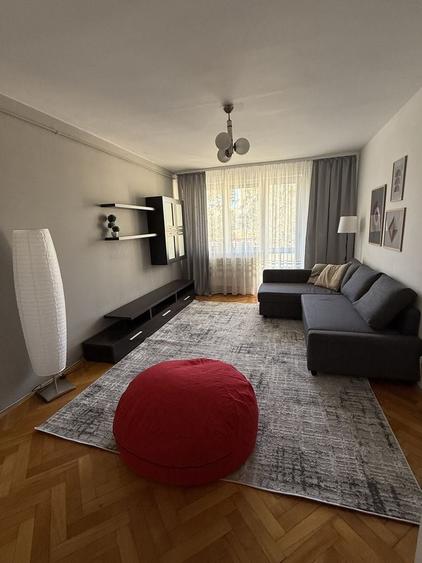 Inchiriez apt. 2 camere decomandat Str Unirii Gheorgheni - pers fizica - 2